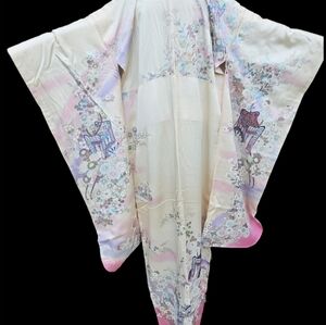Luminescent KIMONO from Japan